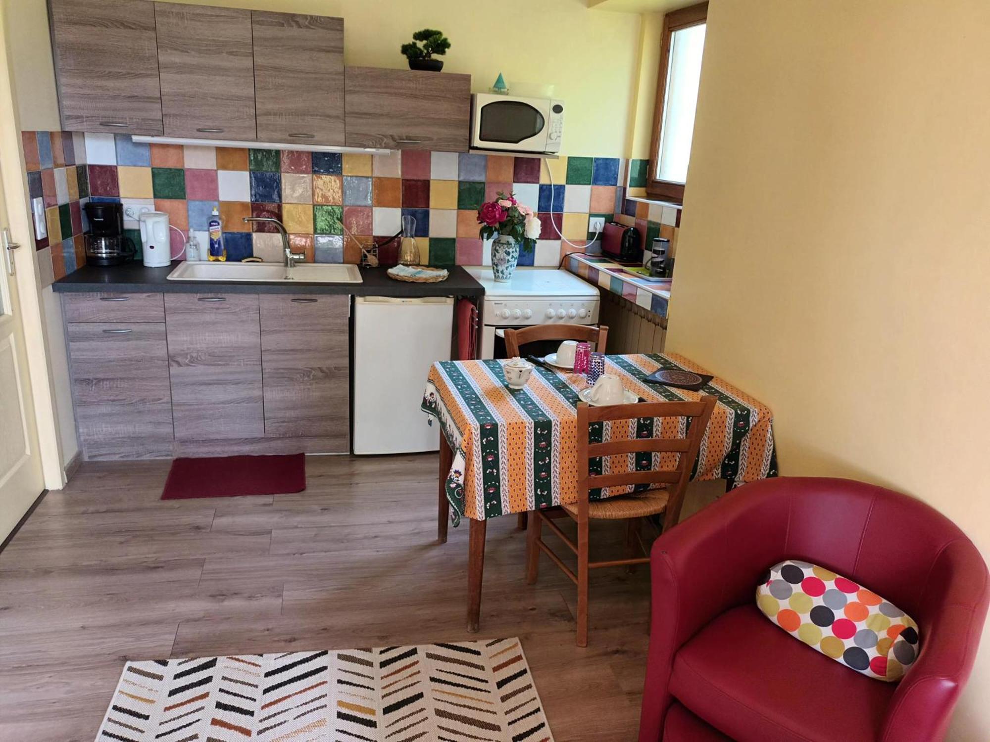 Hotel au bonheur du cedre à Saint-Lattier Extérieur photo