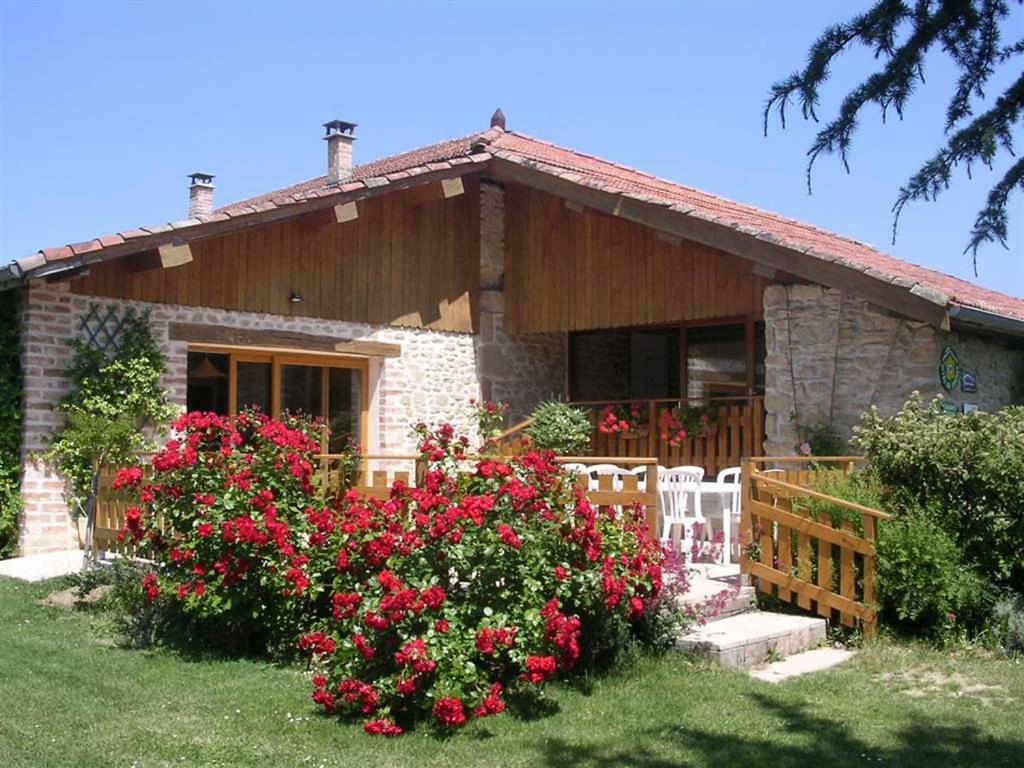 Hotel au bonheur du cedre à Saint-Lattier Extérieur photo