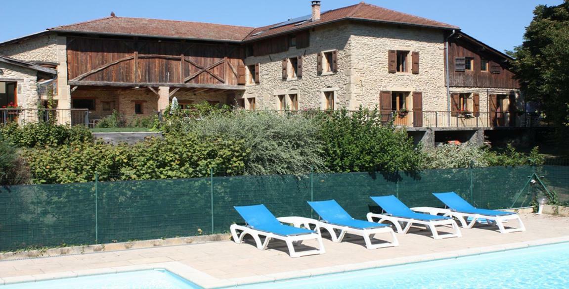 Hotel au bonheur du cedre à Saint-Lattier Extérieur photo